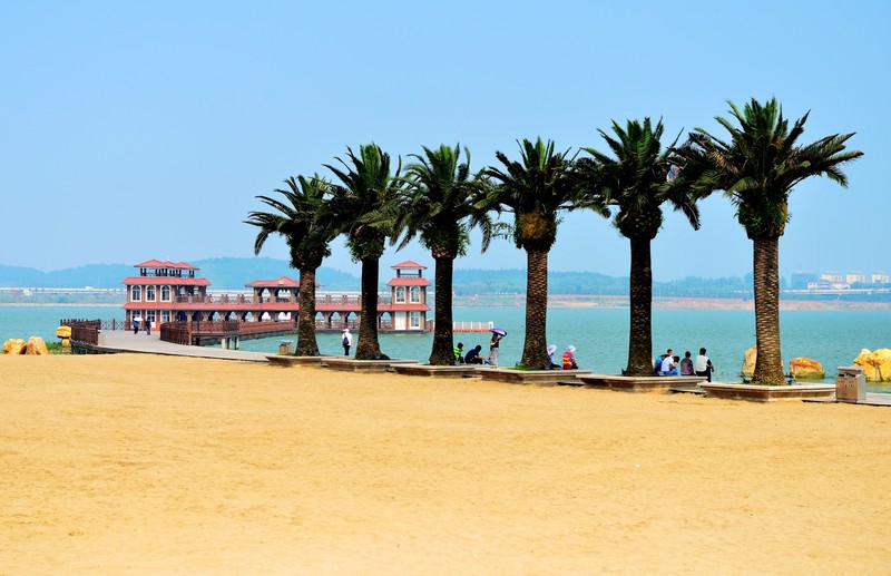 【一山,一湖,一溶洞,一日入徽梦】晒秋进行曲