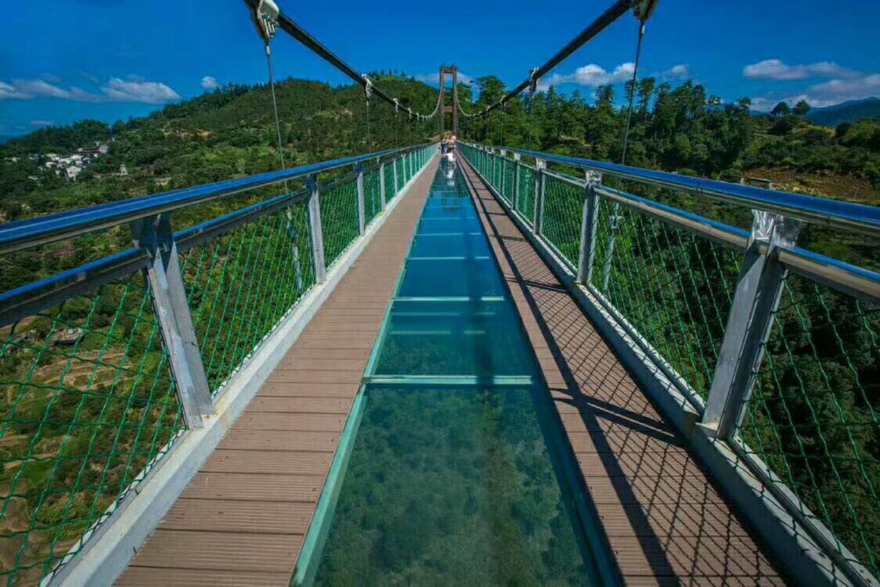 【一山,一湖,一溶洞,一日入徽梦】晒秋进行曲